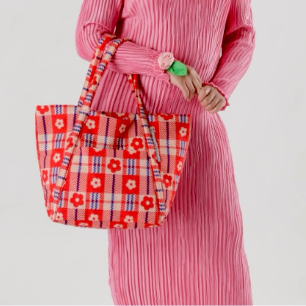 Baggu x Sandy Liang cloud tote